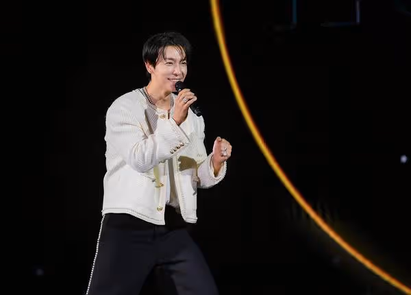 SJ D&E哄「台灣老婆」:請你們努力工作! 「是否續約7-11」揭曉