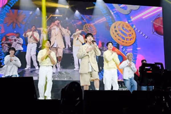 B1A4熬過空白期「在台灣哭慘了」!CNU中文手寫信 全場淚海