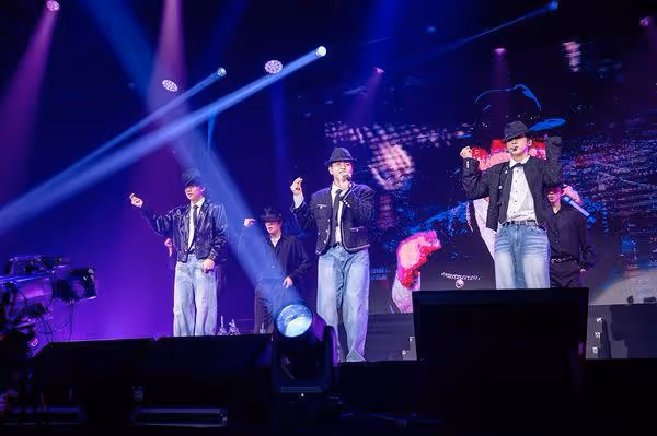 B1A4熬過空白期「在台灣哭慘了」!CNU中文手寫信 全場淚海
