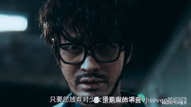 被葉柯榨乾!47歲黃曉明近照曝光,發量稀疏有白頭髮,難怪要戴假髮