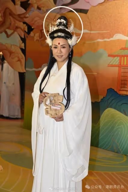 黎瑞恩辦晚宴玩古裝扮相吁人捐錢!邵美琪愛演古裝可天馬行空