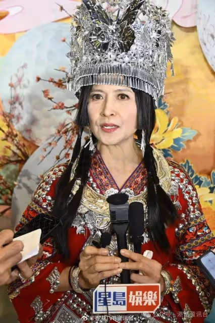 黎瑞恩辦晚宴玩古裝扮相吁人捐錢！邵美琪愛演古裝可天馬行空