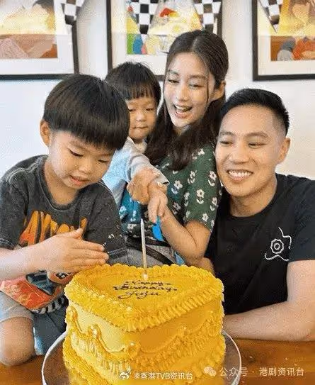 岑麗香抗拒拍親熱戲怕囝囝妒忌!陳家樂出席兩電視台宣傳唔尷尬