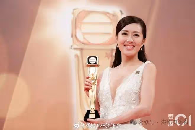 TVB視後大爆大合照企位內幕!被問同導演睡敏感問題