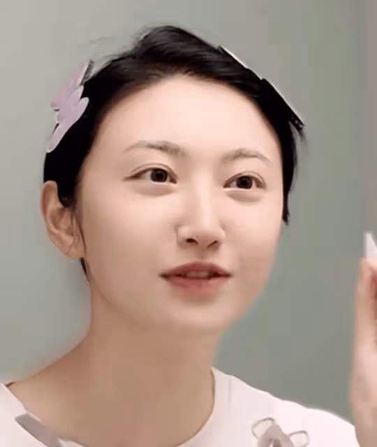 景甜手術後曬洗臉護膚vlog,皮膚白皙透亮素顏狀態超絕