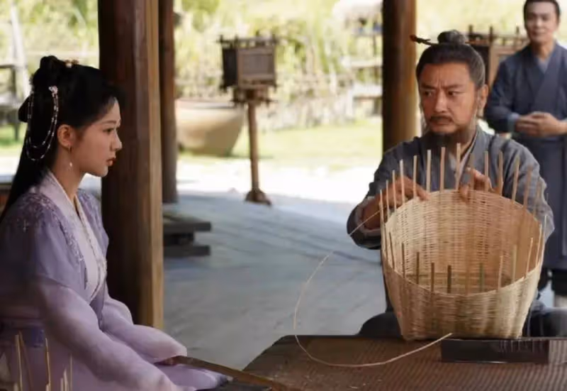 侯長榮陳劍月夫婦與女兒團聚,一家人都是高顏值,母女倆長得好像