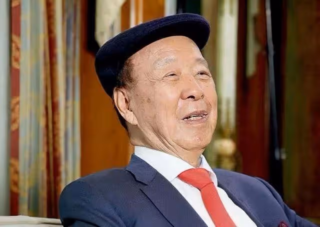 突傳死訊!95歲澳門新賭王呂志和離世,今年八月最後一次公開露面