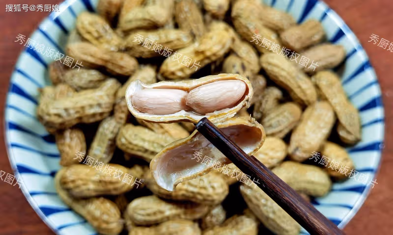 建議中老年，千萬別心疼錢，這10種零食該吃就吃，腿腳有勁營養好