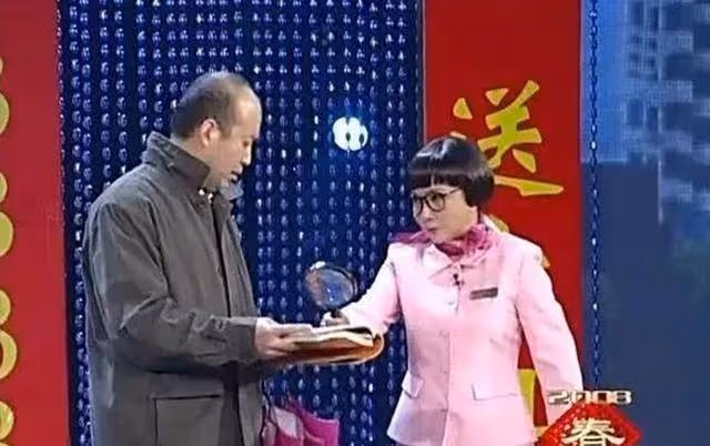 63歲蔡明現狀:整容留後遺症,希望再上春晚,替大齡兒子相親