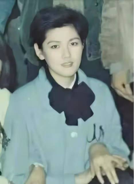 吳亦凡媽媽600萬出售兒子豪車，親手將兒子送進監獄她後悔了嗎？