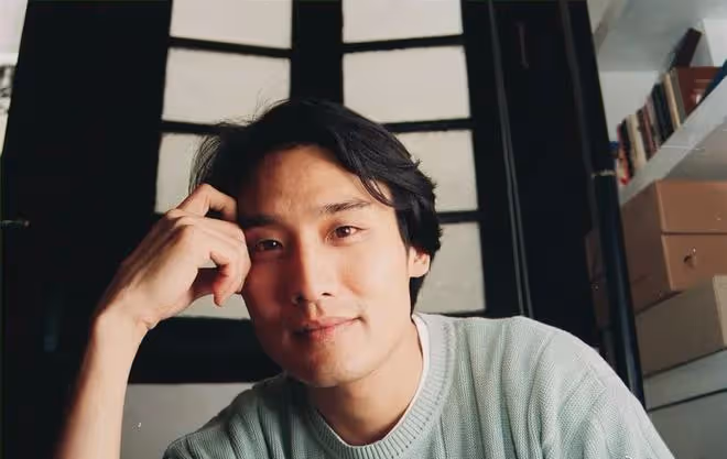 26歲成金像獎最年輕影帝,37年始終如一日戀慕「丑妻」