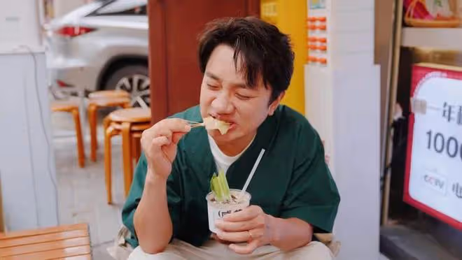 TVB台慶綜藝節目疑遭投訴被下架,無線急找王祖藍主持新節目臨時頂上