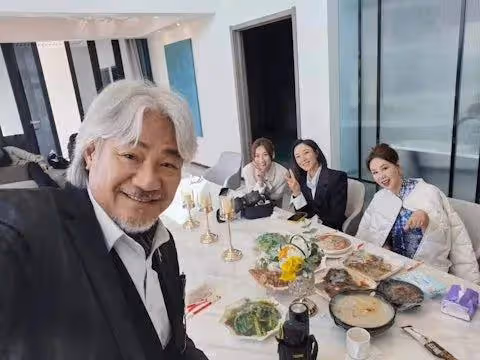 66歲港星傳坐擁千萬身家,與前妻離婚仍是好友,被問感情生活強調有老婆