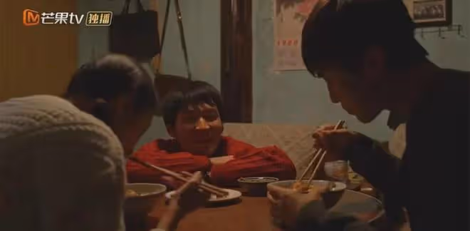 《小巷人家》他長得不帥,演技卻甩范丞丞10條街!哭戲催人淚下