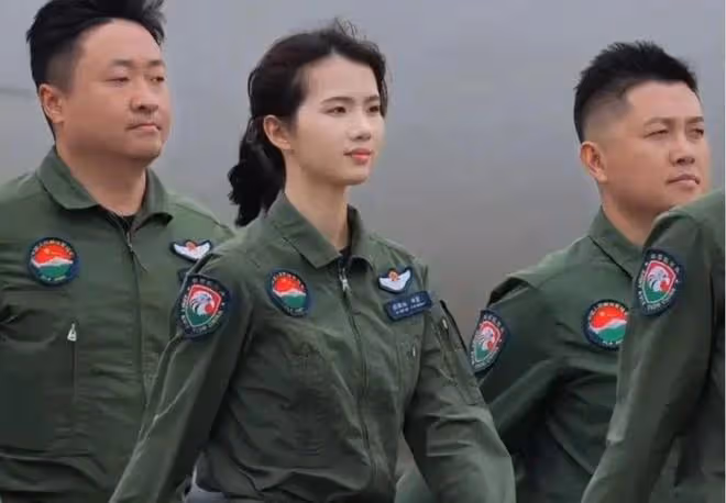 又美又颯,每年刷屏,美女飛行員徐楓燦如何成為天之驕子?