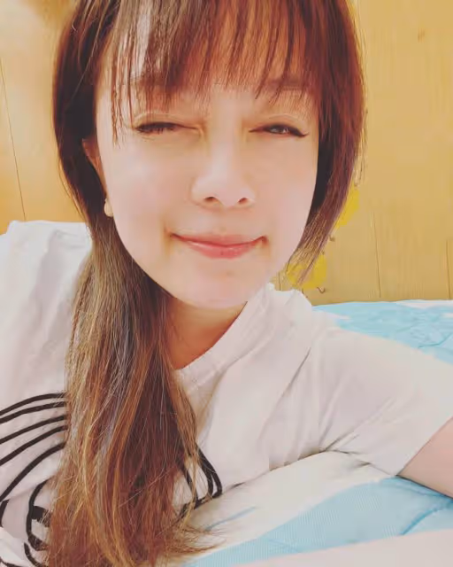 周渝民喻虹淵結婚9周年紀念,夫妻曬萌寵小天使超恩愛