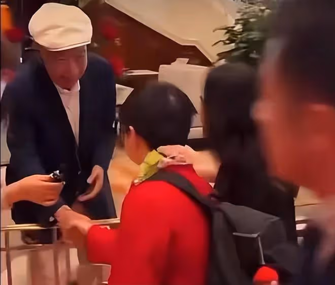 千億賭王呂志和離世，享年95歲，和李嘉誠是多年老友