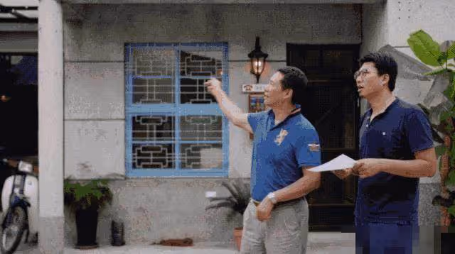 屏東父子堅持「買下破舊三合院」鄰居全傻眼，花2年「打造成人間天堂」現況羨煞旁人