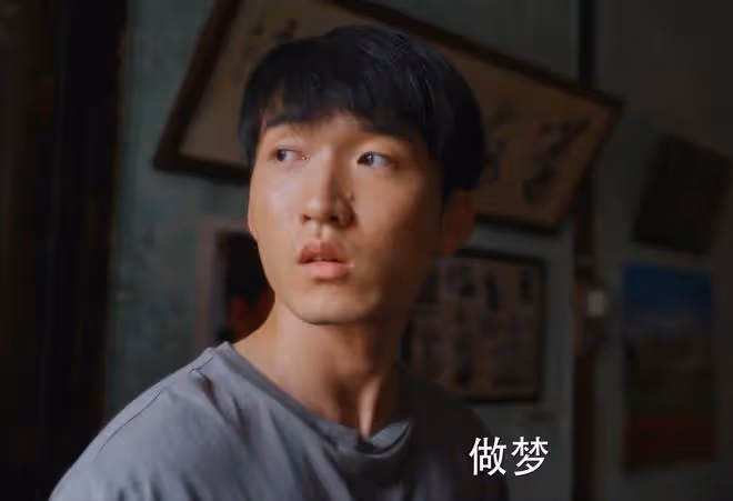 《小巷人家》鵬飛成百萬富翁，買房買車，莊父莊母逼他給振東買房