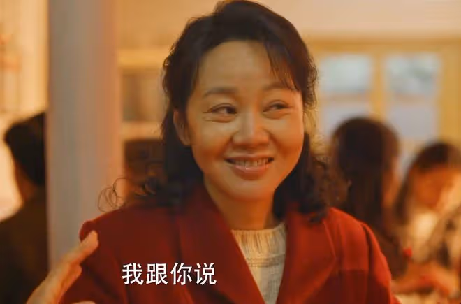 《小巷人家》筱婷三次被掌摑，難怪大婚之日，拒絕莊超英牽手送嫁