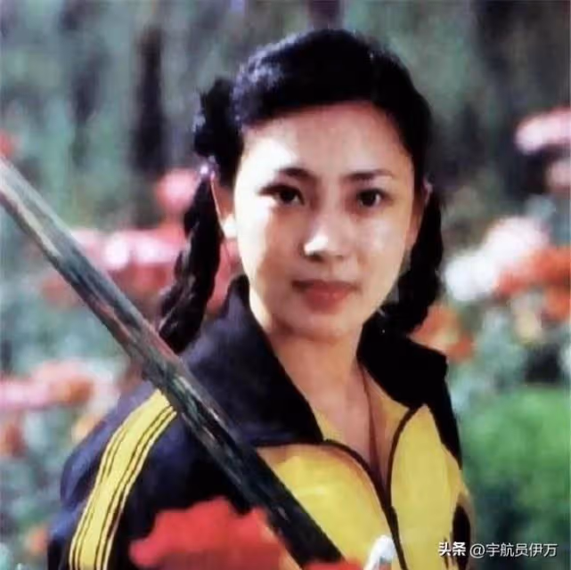 黃秋燕:我那「拋妻棄女」的前夫,與利智結婚後,連面相都變了!
