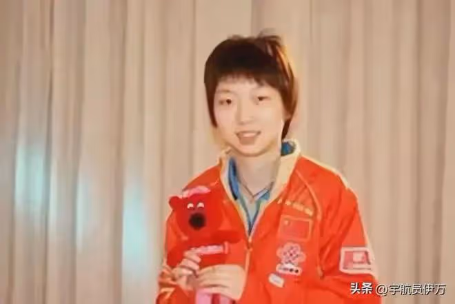 她16歲擊敗張怡寧,卻因戀愛被踢出國家隊,38歲嫁富豪成人生贏家