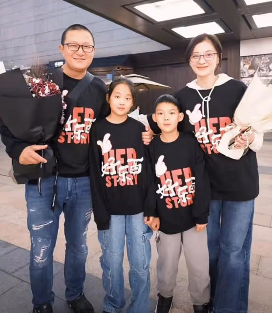 梅婷11歲女兒主演電影,全家總動員到場支持,快快大方自信星范足