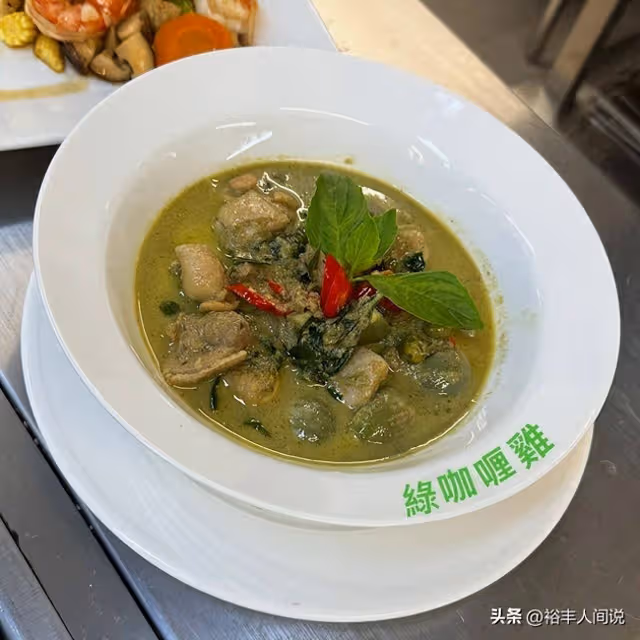曝TVB小生陳鍵鋒轉行當廚師!近照明顯發福,已擁10多個技能證書
