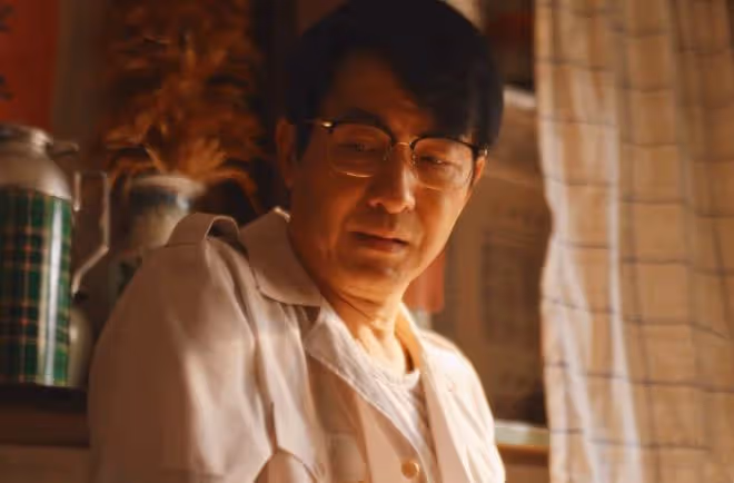 《小巷人家》大結局:黃玲三次提出離婚,才明白,莊超英贏麻了