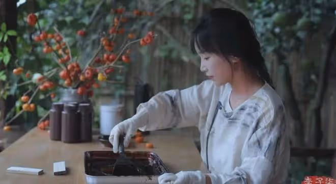李子柒正式回歸,視頻迅速獲百萬點贊,歸來仍是獨一無二美學頂流