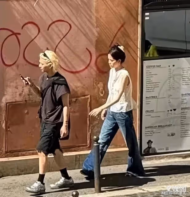饑渴難耐?24歲歐陽娜娜曝新戀情,男友身份被扒,牽手上樓疑已同居