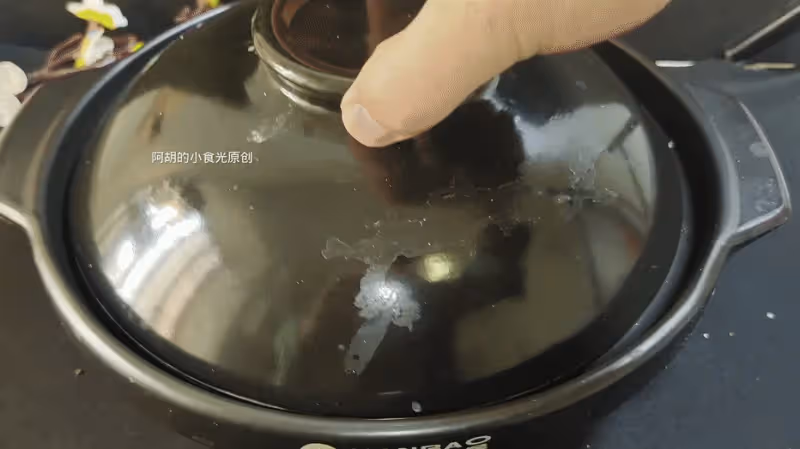 天冷愛它勝過吃肉,真正的入冬第一菜!沒食慾時燜一鍋,湯菜齊全、胃口大開