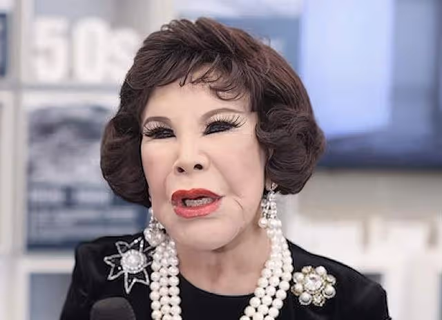 93歲知名老戲骨搬離美國,重回香港生活,將來願捐贈遺體做研究
