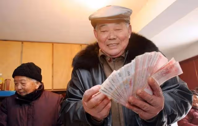 2025年1月起，退休養老新規正式執行！1980年後出生的人都受影響