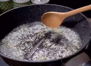 土豆片炒火腿腸