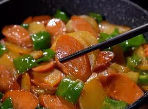 土豆片炒火腿腸