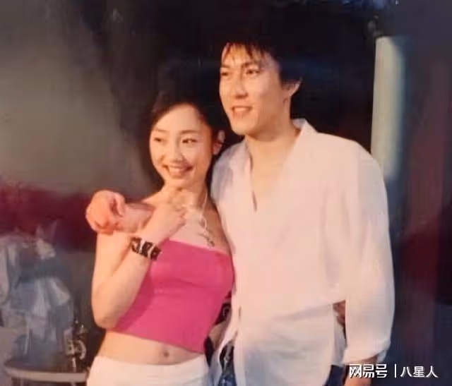 低調這麼多年!原來他就是白百何二婚老公,難怪白百何能逆風翻盤