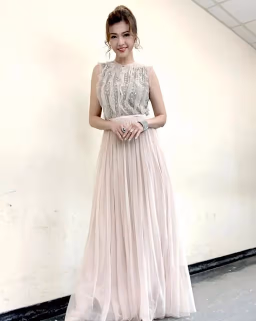 恭喜!TVB《愛回家》女星婚紗照曝光,與未婚夫明年二月舉辦婚禮