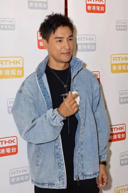 TVB男星盼與人氣小花再合作演父女,拒談情說愛,稱要留給五歲女兒