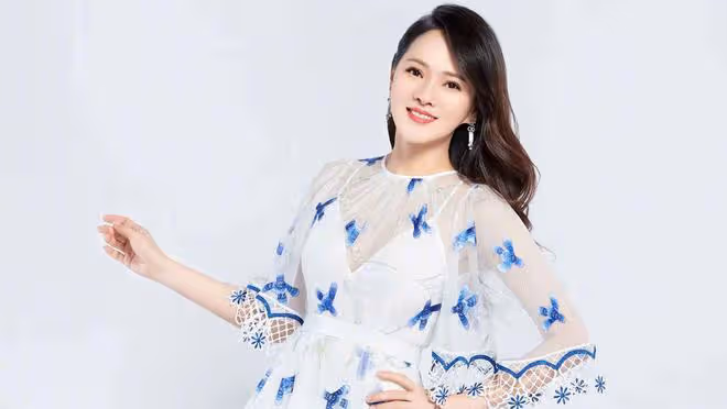 伊能靜希望上《再見愛人》,網友熱議其參賽可能,婚姻經營引關注