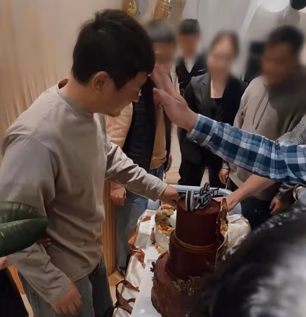 完美避開父親顏值基因,沈騰6歲兒子亮相,眉眼與媽媽如粘貼複製