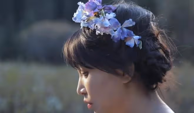 李子柒更新第三條視頻：為粉絲唱了一首歌，製作蠶絲絨花慶祝生日
