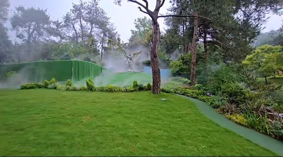 李玟墓園驚傳「雜草叢生」! 彩虹階梯不見了…歌迷現場目擊片曝