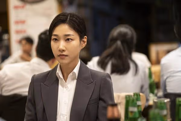 池昌旭、BIBI續前緣《江南B-Side》保護女人暴力出手 揭發警察腐敗