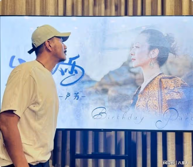 霸道總裁初養成!胡軍兒子康康15歲185魁梧壯碩,五官深邃帥過爸爸