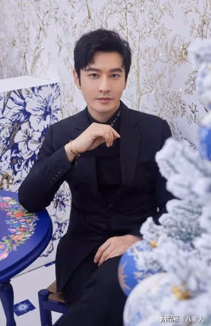 葉珂私聊錄音炸裂!承認是假富婆,沒大學畢業證,內涵黃曉明愛面子