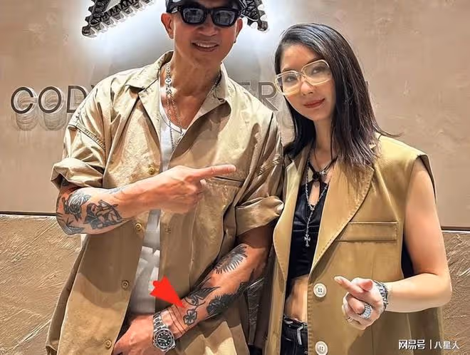 大S又又又幸福了!具俊曄再次為她秀新紋身:一隻喜鵲叼著玫瑰花