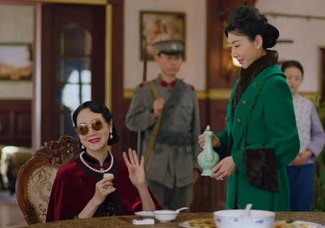 TVB御用反派女星多演陰險毒辣角色!這次卻演了慈母!配圓框黑超造型直言很難演!
