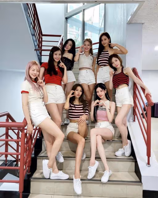 日本專輯收入最高的KPOP韓團TOP8!TWICE僅排第4,冠軍是這組天團