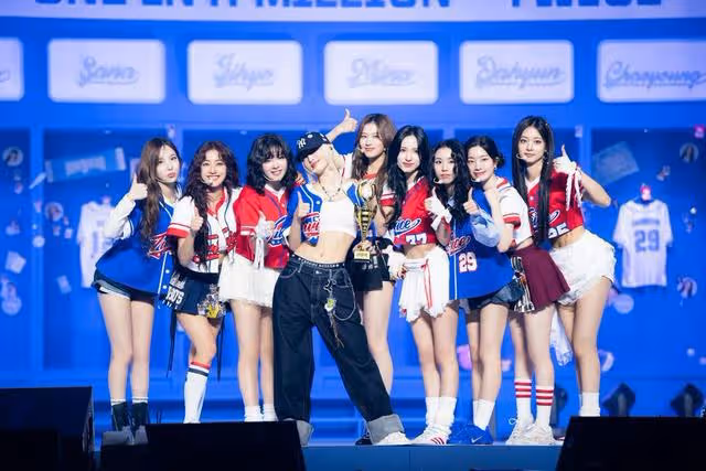 日本專輯收入最高的KPOP韓團TOP8!TWICE僅排第4,冠軍是這組天團
